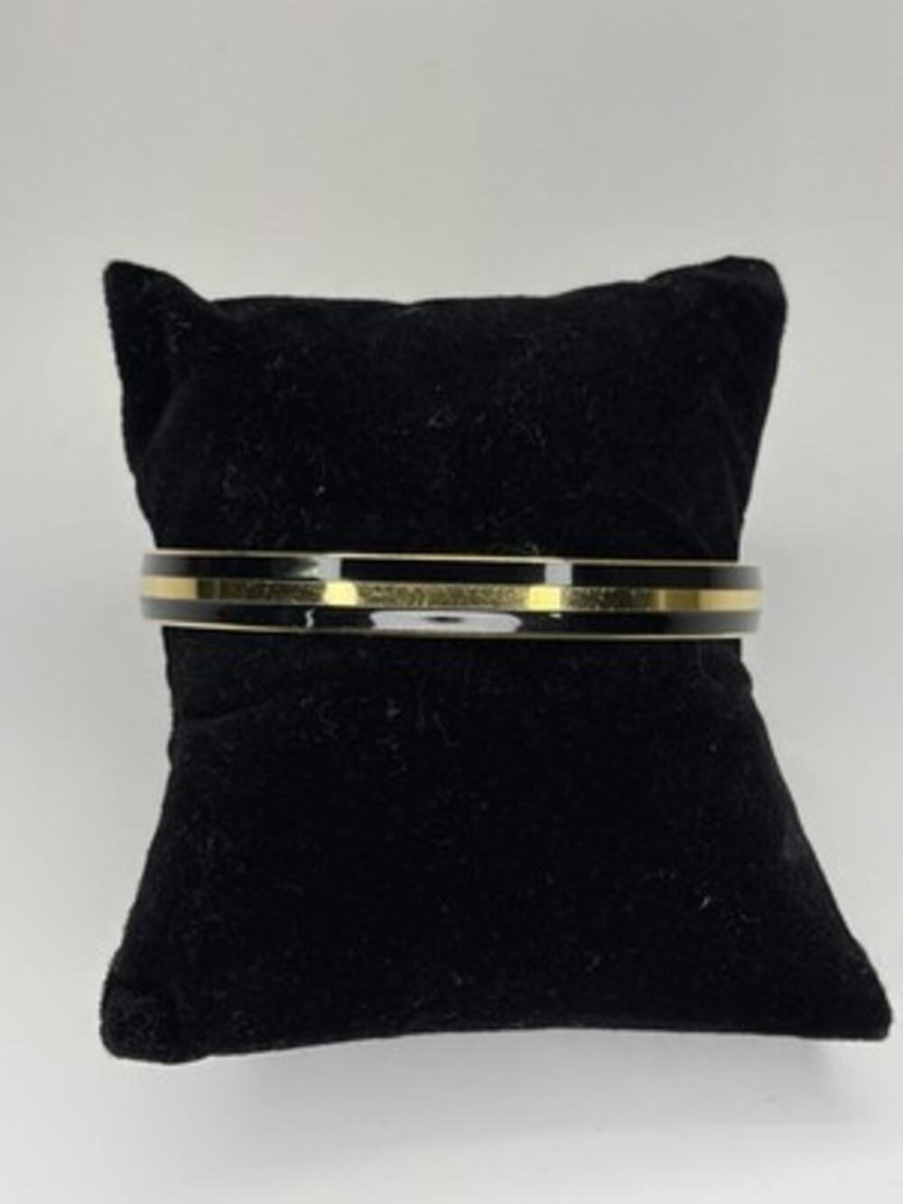 Mid Century Crown Trifari Bangle Bracelet Gold Tone Signed Vintage